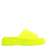 Sandalias fucsia con plataforma y tira ancha de tela tejida.