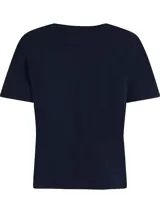 Remera de algodón azul marino con cuello en V y logo de Tommy Hilfiger bordado en el pecho. Corte regular y textura moteada.