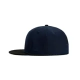Gorro New Era 59FIFTY de los Los Angeles Dodgers, color azul marino con visera negra. Presenta el logo del equipo con llamas en el frente y un parche conmemorativo del 40 aniversario del estadio en el lateral.