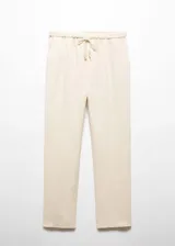 Pantalón negro de lino con diseño crop y jogger, tiro medio, cintura elástica con lazo, dos bolsillos laterales y dos bolsillos de ribete en la parte posterior.