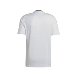 Camiseta de fútbol Adidas del Real Madrid, modelo 24/25, color blanco con detalles en negro. Presenta cuello de pico, tecnología AEROREADY y escudo del club bordado.