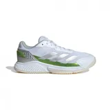 Championes Adidas Courtquick blancos con detalles en verde y plateado, ideales para pádel.