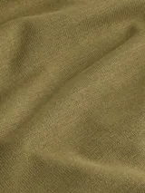 Sweater de punto verde oliva con cuello redondo, puños y dobladillo acanalados. Presenta el logo CK bordado en el pecho.