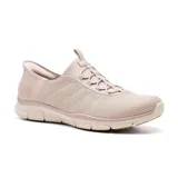 Zapatillas Skechers Slip-ins Brilliance Night Shift color rosa claro, con capellada de malla brillante, cordones elásticos fijos y plantilla acolchada Skechers Air-Cooled Memory Foam.