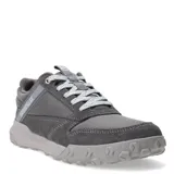 Championes urbanos Caterpillar Hex Ready Low Mesh, color gris, con capellada de gamuza y malla, cordones y suela de goma con diseño geométrico.