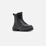 Botas de cuero negro con cordones, cremallera lateral y suela de goma con plataforma.