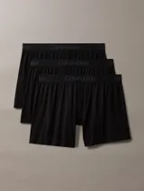 Pack de tres bóxers Calvin Klein Ultra Soft Modal negros, de corte slim y talle medio, confeccionados en micro modal y elastano, con cintura elástica distintiva con logo de la marca.