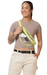 Riñonera transparente con ribetes negros y logo de JanSport en el frente. Tiene un compartimento principal con cierre y correa ajustable con hebilla.