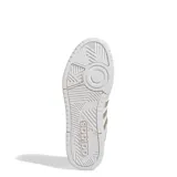Championes Adidas Hoops 3.0 Bold, color blanco con detalles dorados en las tres tiras laterales.