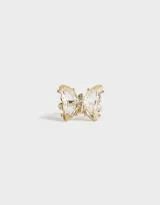 Anillo dorado con forma de mariposa, alas traslúcidas y apliques de strass.