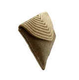 Sobre de fiesta color marrón, con solapa bordada con cuentas de madera y asa de cadena dorada para llevar al hombro.