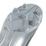 Championes de fútbol Adidas F50 Messi Club, color blanco con detalles en plateado, negro y rosa.