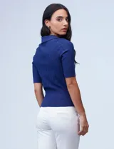 Buzo de tejido acanalado con cuello solapa y escote en V, de la marca Rio & Rian.