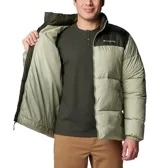 Campera puffer negra con cierre frontal y cuello alto. Logo de Columbia bordado en blanco en el pecho.