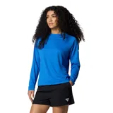 Remera de manga larga azul eléctrico con tecnología Omni-Shade™ Broad Spectrum Air Flow UPF 50 y Omni-Wick™ para protección solar y secado rápido.