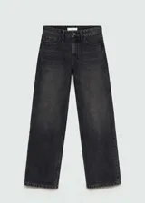 Pantalón de jean de tiro medio, corte recto y diseño loose.