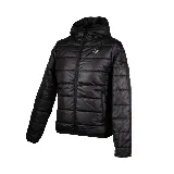 Campera puffer negra con capucha, cierre frontal y logo de la marca en el pecho. Diseño acolchado y corte entallado.