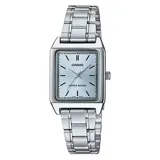 Reloj Casio plateado con caja cuadrada de acero inoxidable, dial celeste y pulsera de eslabones. Resistente al agua.