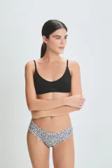 Culotte con estampado de corazones en tonos marrones y blancos.