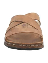 Sandalia marrón de cuero con tiras cruzadas y plantilla anatómica.