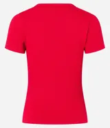 Blusa blanca de textura waffle, cuello redondo y mangas cortas.