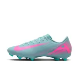 Championes de fútbol Nike Zoom Vapor 16 Academy, para hombre. Diseño en celeste con detalles en rosa.