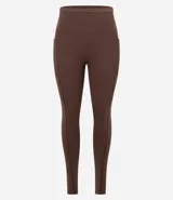 Calza deportiva negra de tiro alto con cintura texturizada.