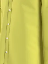 Camisa amarilla de algodón Oxford orgánico con Flex Technology, corte regular, cuello abotonado y logo bordado en el pecho.