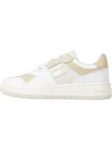 Zapatillas urbanas Tommy Jeans blancas y beige, de corte bajo, con cordones, suela gruesa y logo tonal en el lateral y la lengüeta.