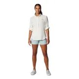 Camisa de manga larga Columbia Tamiami II LS Shirt color celeste, con tecnología Omni-Wick y Omni-Shade con protección solar UPF 40, aperturas de ventilación y tratamiento antimicrobiano.