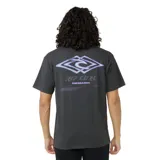 Remera negra de manga corta con logo de Rip Curl estampado en el pecho de color violeta.