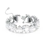 Pulsera rígida plateada con cristales blancos talla trilliante.