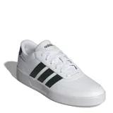 Championes urbanos Adidas Breaknet 3.0, color blanco con detalles en negro, con las tres tiras características de la marca en los laterales y suela blanca.