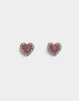 Par de aros pasantes dorados con forma de corazón, decorados con strass de colores rosa y lila.