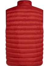 Chaleco acolchado rojo de poliéster reciclado con aislamiento térmico, cuello alto y cierre de cremallera. Tiene dos bolsillos laterales con cremallera, logo de Tommy Hilfiger bordado en el pecho y diseño plegable con acabado repelente al agua.