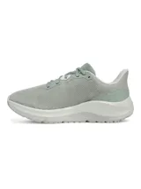 Championes Under Armour Charged Pursuit 4 para mujer, color verde claro con logo plateado.
