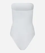 Body blanco de jersey, sin breteles, con escote recto y busto doble fruncido.
