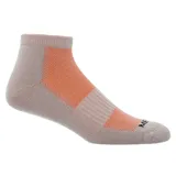 Pack de tres pares de calcetines grises unisex, de corte bajo, con talón y puntera acolchados, zonas de malla para ventilación y material elástico suave al tacto.