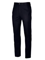 Pantalón de gabardina azul marino, de corte clásico y tiro medio. Confeccionado en algodón con tratamiento antiarrugas.