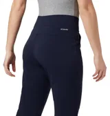 Pantalón de mujer Columbia Anytime Casual Pull-On, color azul marino, de tiro medio, pierna recta y confeccionado en tejido elástico con tecnología Omni-Shield™ que repele la humedad y las manchas, y Omni-Shade™ UPF 50 que protege del sol.