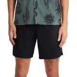 Bermuda negra marca Roark modelo Serrano de 7 pulgadas.