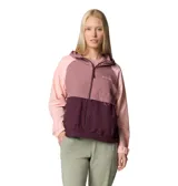 Campera cortaviento Columbia Spire Valley Wind, con capucha y cierre frontal completo. Diseño color block en tonos rosa y borgoña, con logo de la marca bordado en el pecho.