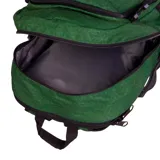Mochila verde oscuro con logo CAT en el frente, compartimento acolchado para laptop de 15 pulgadas, panel organizador en bolsillo frontal, espalda acolchada, correa para ajustar a la cintura, straps ajustables y correas de compresión.