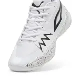 Championes Genetics Speckle blancos con detalles en negro y suela con diseño moteado.