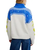 Sweater tejido en color blanco y rojo, con diseño de jacquard. Presenta cuello alto con media cremallera, corte holgado y extragrande, y dobladillos y escote acanalados.