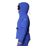 Campera de esquí Columbia Titanium Cirque Bowl Jacket color azul con cinturón negro ajustable, capucha ajustable compatible con casco, ventilación en las axilas, faldón antipolvo, múltiples bolsillos y puños cómodos con orificios para los pulgares.