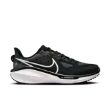 Championes de running Nike Vomero 17, color negro con detalles en blanco.