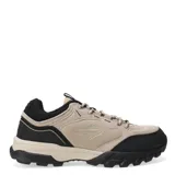 Championes deportivos en colores beige y negro, ideales para trekking, con cierre de cordones y diseño ligero.
