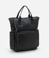 Mochila deportiva grande color negro, con correa de mano y asas para la espalda, bolsillos funcionales y cierre por cremallera. Se puede usar como cartera.