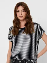 Camiseta Only de manga corta con cuello redondo y estampado a rayas horizontales en azul marino y blanco.